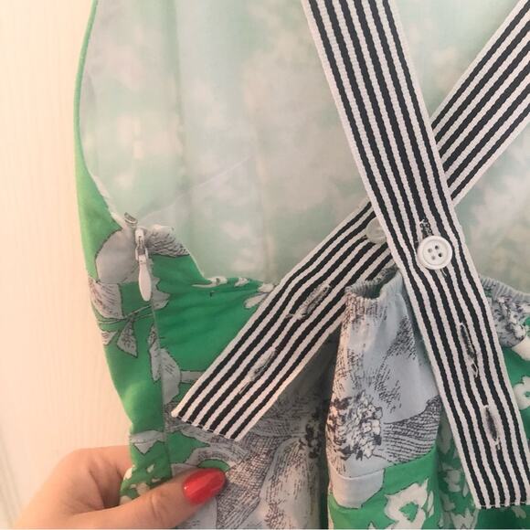 Tuckernuck Lila Apron Pinafore Floral Dress Size Small - Picture 10 of 12